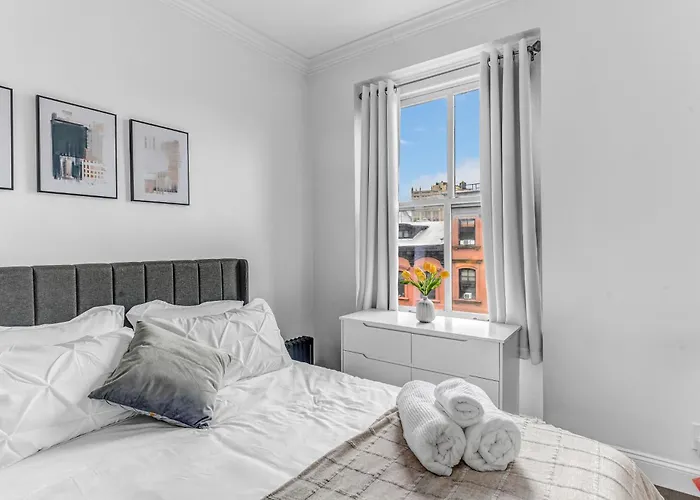 2Bd Stylish Brooklyn Heights - Steps Waterfront